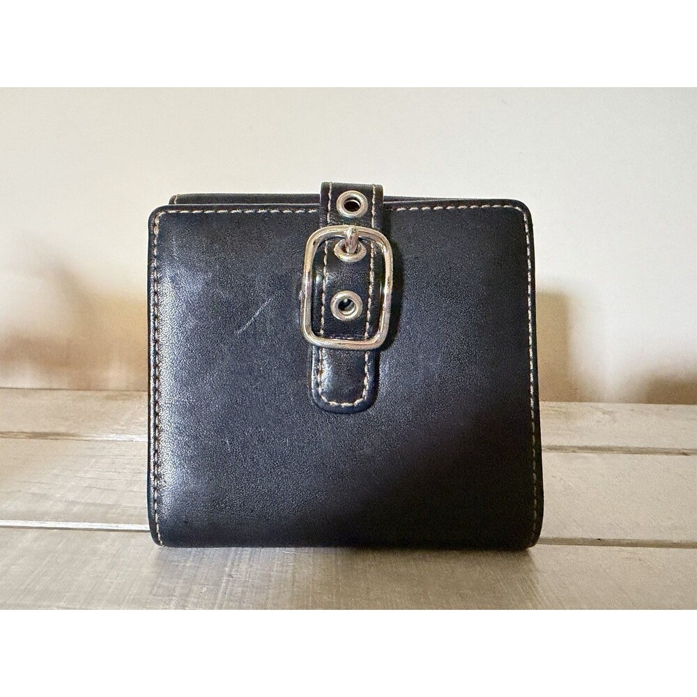 Vintage Coach Soho black leather buckle small bifold wallet